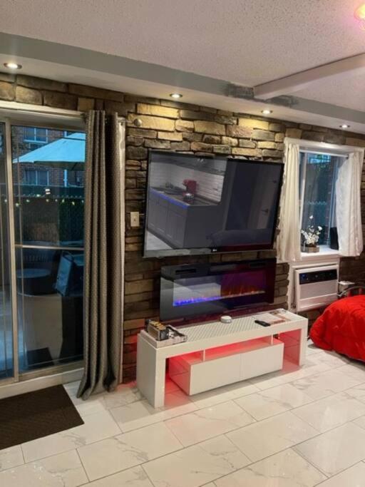 Brooklyn Luxury Spring Retreat With Private Outdoor Space Нью-Йорк Экстерьер фото